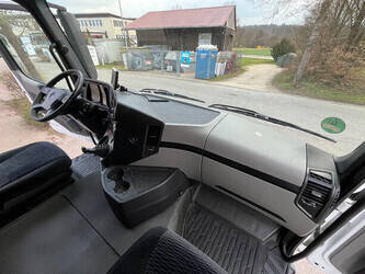 2014-mercedes-benz-antos-2540-1434416-46126275