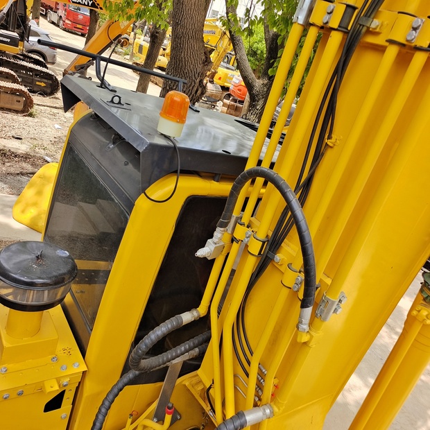 2025 Komatsu PC200-8-46126649