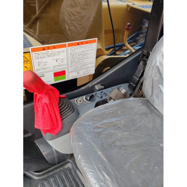 2025 Komatsu PC200-8-46126674