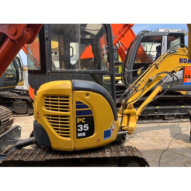 2024 Komatsu PC35-46126684