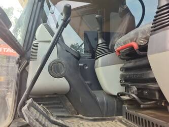 2024-komatsu-pc240lc-8-1434447-46126848