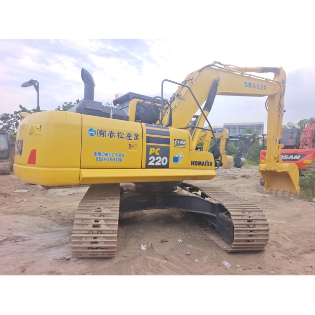 2024 Komatsu PC240LC-8-46126853