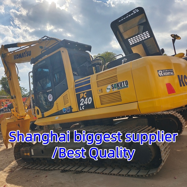 2025 كوماتسو PC240LC-8-46126882