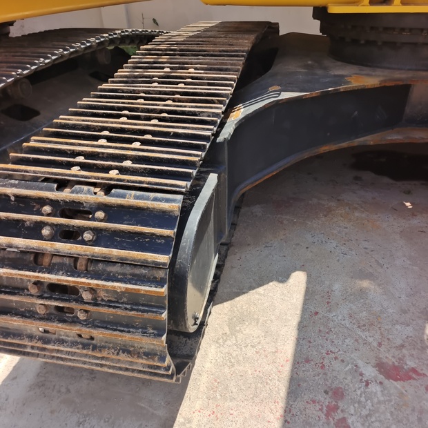 2025 Komatsu PC240-8-46126894