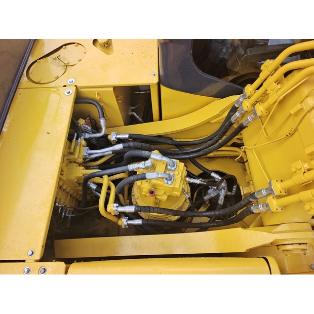 2025 Komatsu PC300-7-46126932