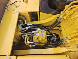 2025-komatsu-pc300-7-46126932