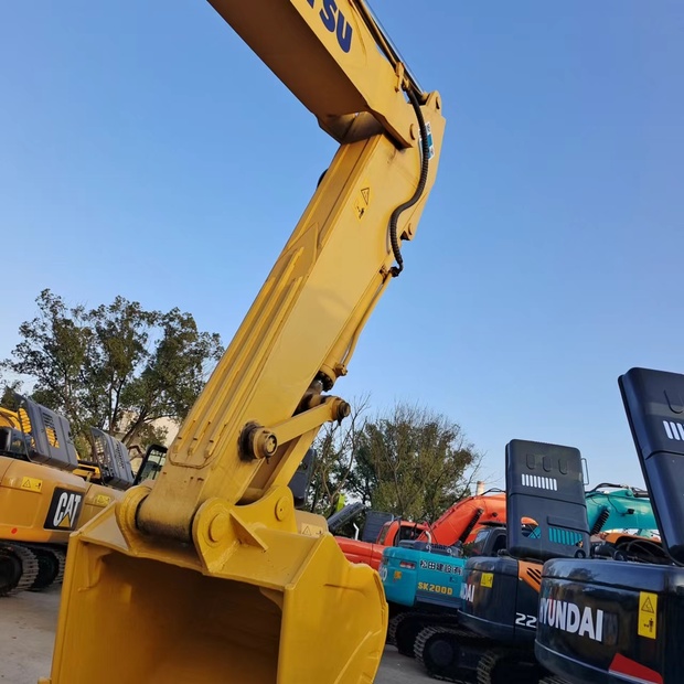 2023 Komatsu PC360-7-46127039