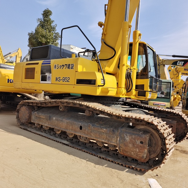 2024 كوماتسو PC400-8R-46127049