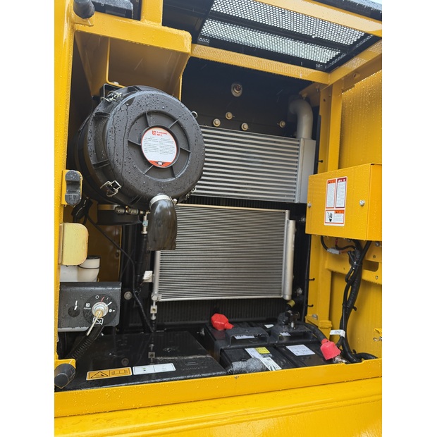 2025 ليوكونج 915F-46127240