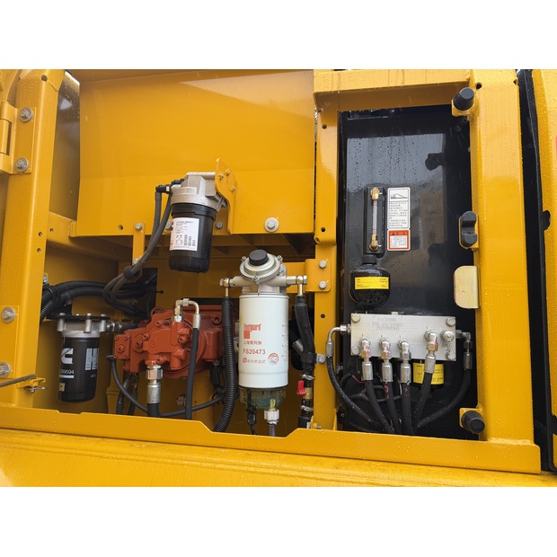 2025 ليوكونج 915F-46127241