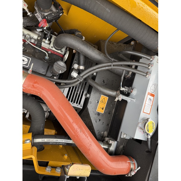 2025 ليوكونج 915F-46127242