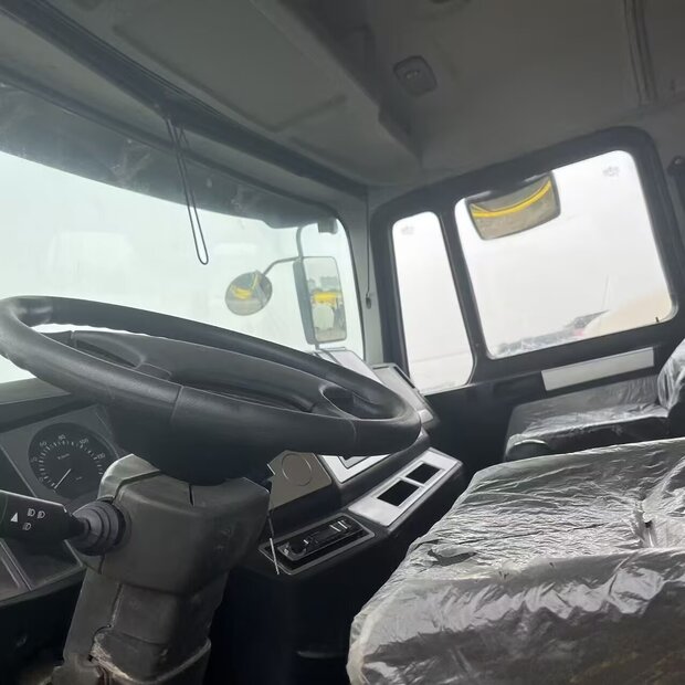 2024 SHACMAN F3000-46127364