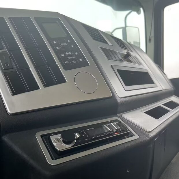 2024 SHACMAN F3000-46127365