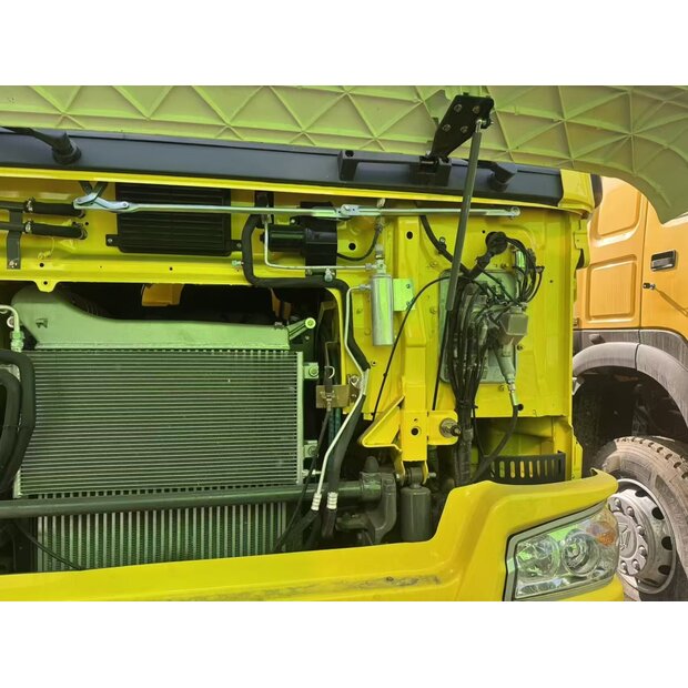 2024 هوو 371-46127395