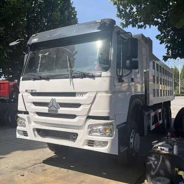 2024 هوو 371-46127398