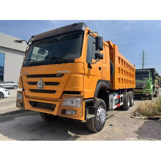 2024 هوو 371-46127399