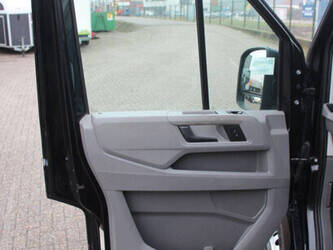 2019-volkswagen-crafter-1434105-46127734