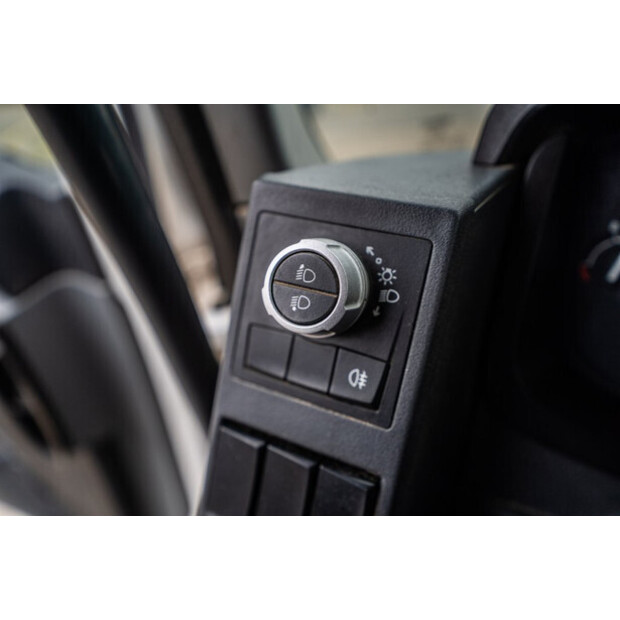 2017 Renault C460-46128115