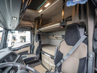 2021-man-tgx-18-470-1434508-46128131