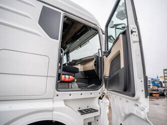 2021-man-tgx-18-470-1434508-46128141