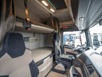 2021-man-tgx-18-470-1434508-46128142