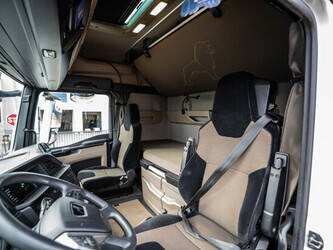 2021-man-tgx-18-470-1434509-46128156