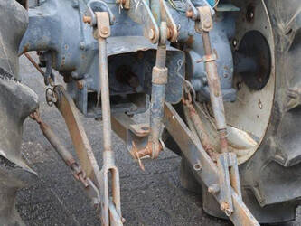 mitsubishi-d2050-1434510-46128187