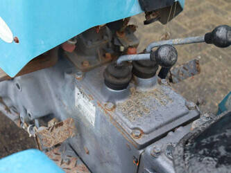 mitsubishi-d2050-1434510-46128200