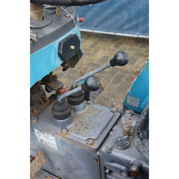 MITSUBISHI D2050-46128203