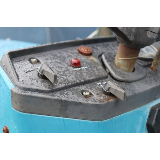 MITSUBISHI D2050-46128211