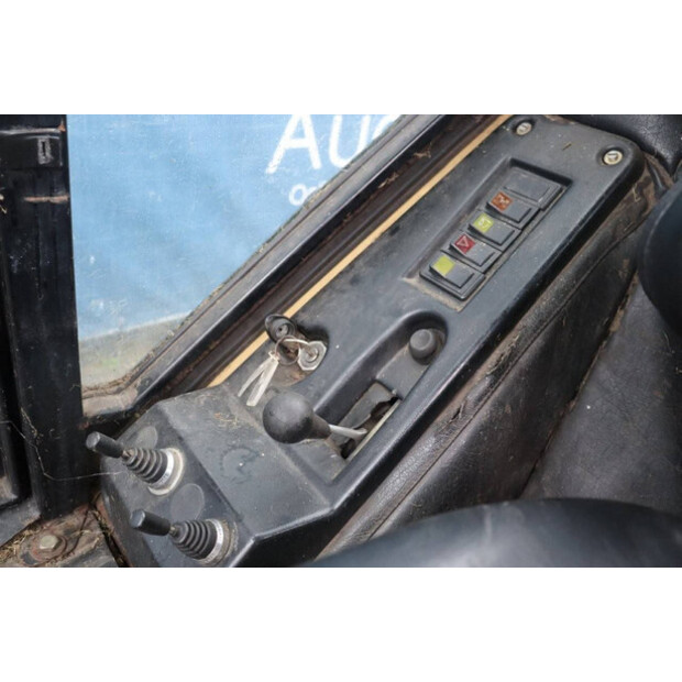 2000 Roberine 1503-46128377