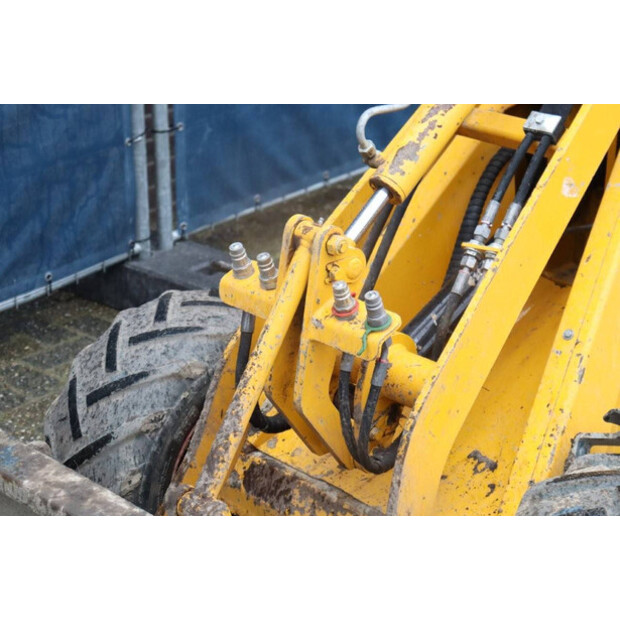 2018 Knikmops 90-46128393