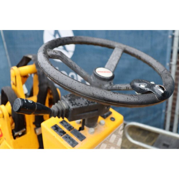 2018 Knikmops 90-46128412