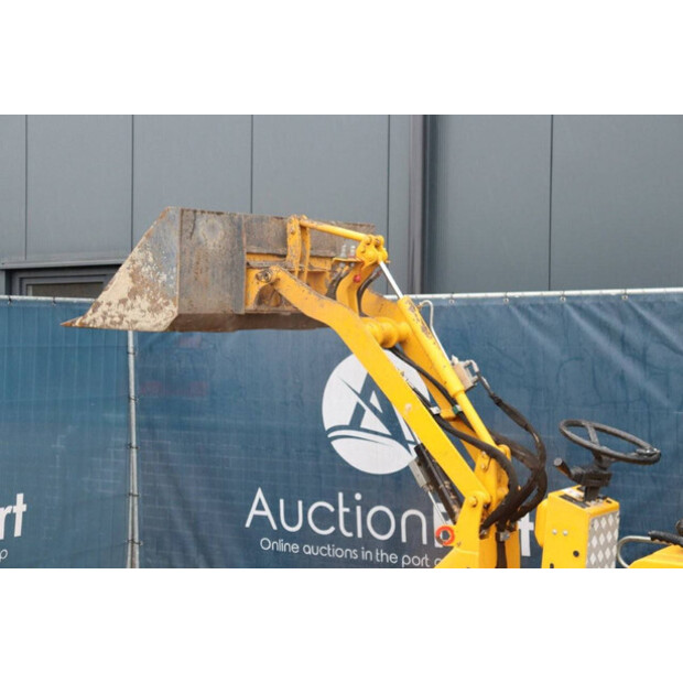 2018 Knikmops 90-46128420