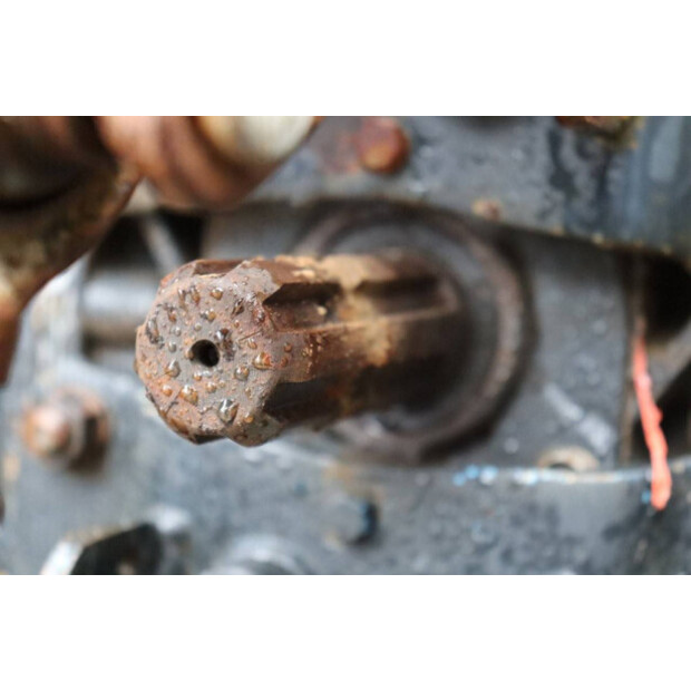 Iseki TU2100-46128834