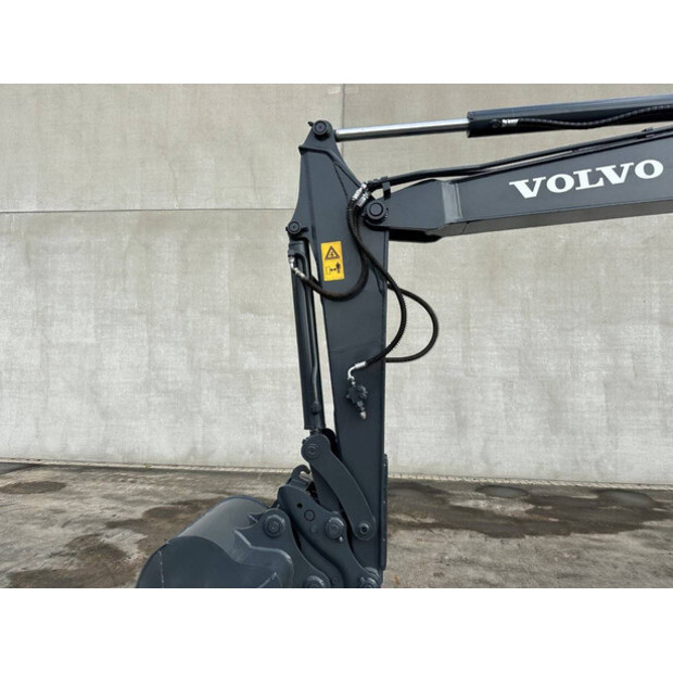 2018 فولفو EC55D-46129703