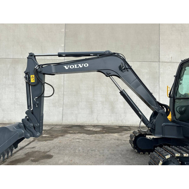 2018 فولفو EC55D-46129705