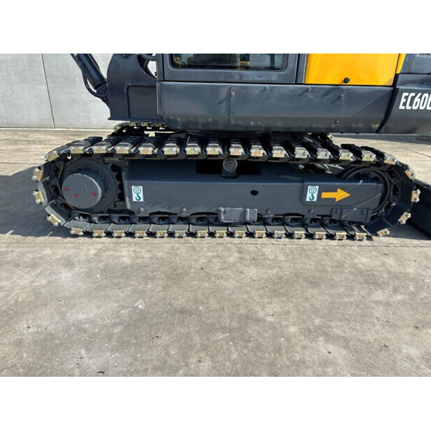 2011 فولفو EC60C-46129751