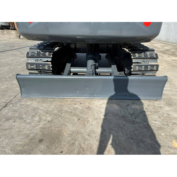 2011 فولفو EC60C-46129756