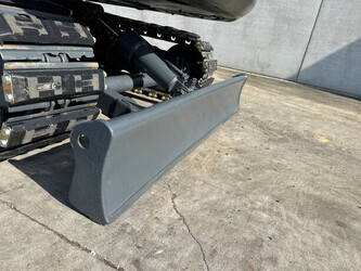 2011-volvo-ec60c-1434561-46129757