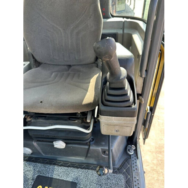 2011 فولفو EC60C-46129770