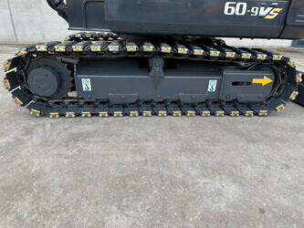 2015-hyundai-r60vs-46129957