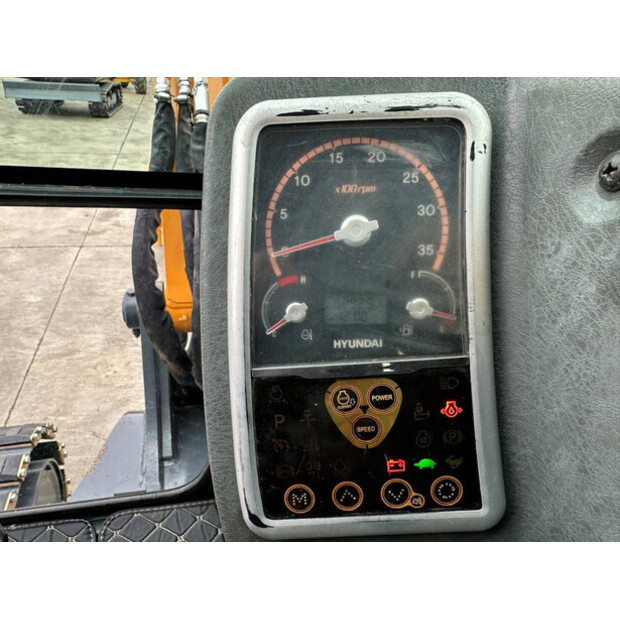 2015 Hyundai R60VS-46129978