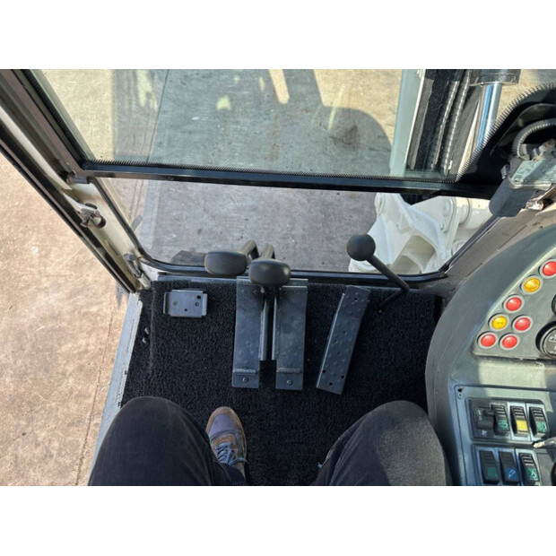 2012 Terex TC60-46130056