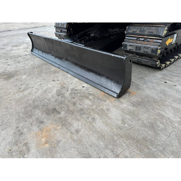 2015 كاتربيلر 305.5E2-46130122