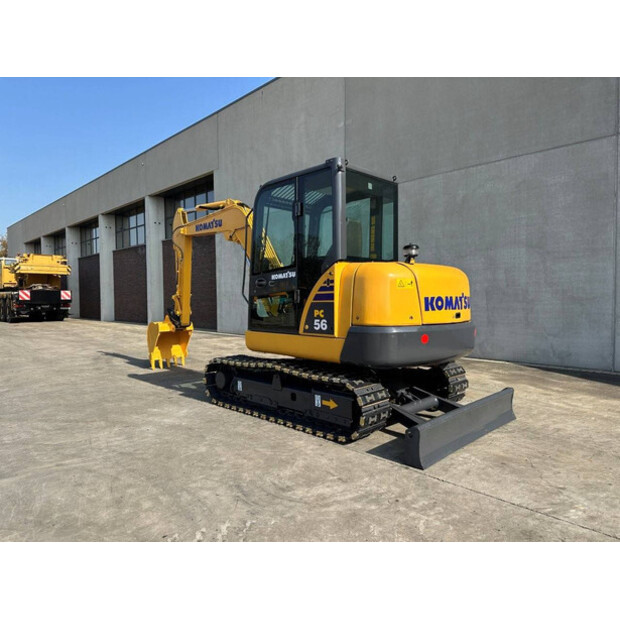 2017 كوماتسو PC56-7-46130148