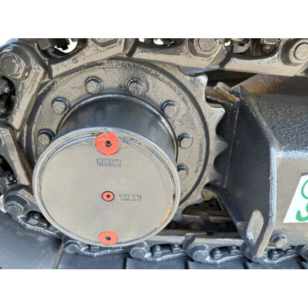 2017 كوماتسو PC56-7-46130161