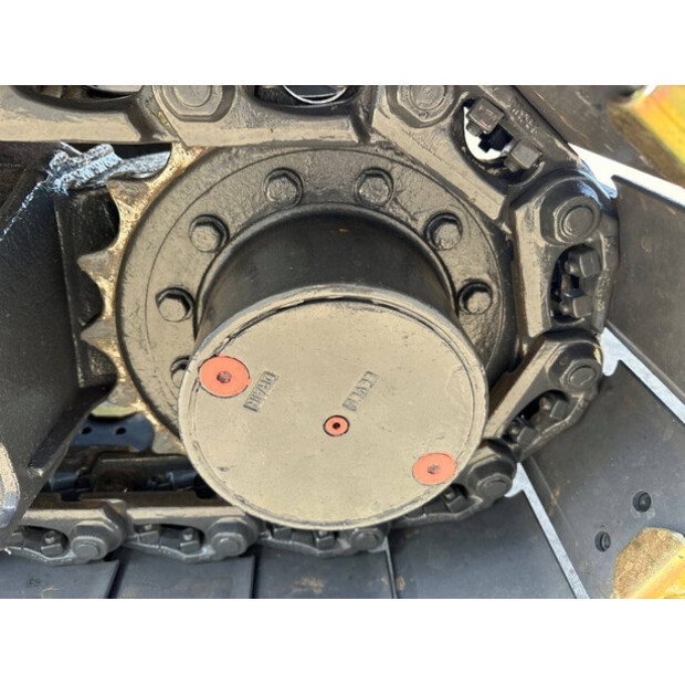 2017 كوماتسو PC56-7-46130163