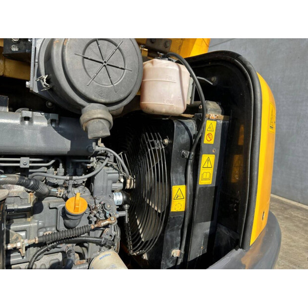 2017 كوماتسو PC56-7-46130171