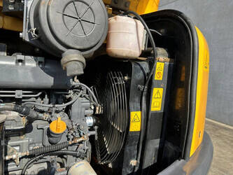 2017-komatsu-pc56-7-1434571-46130171